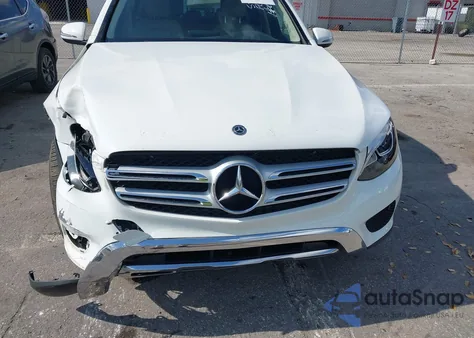 2017 Mercedes-Benz Glc 300 from USA, damaged, VIN WDC0G4JB9HV006052